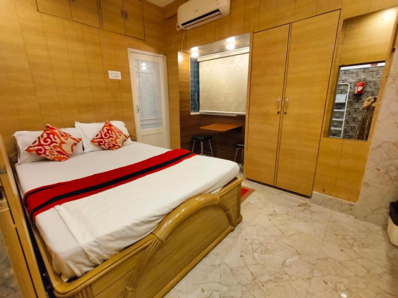 Kollolini Kolkata Bed & Breakfast Exterior photo