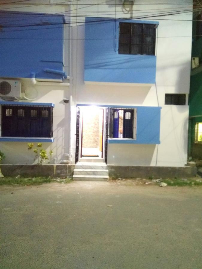 Kollolini Kolkata Bed & Breakfast Exterior photo